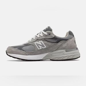 Women’s New Balance USA 993 Core Sneaker